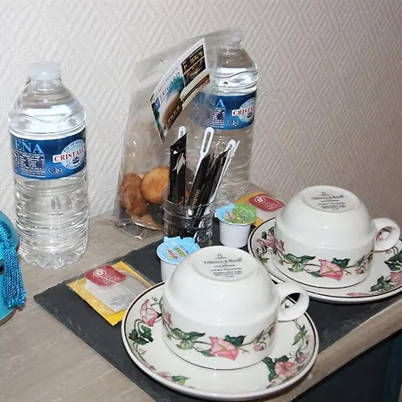 Hotel Au Clos Paille Posay 3*