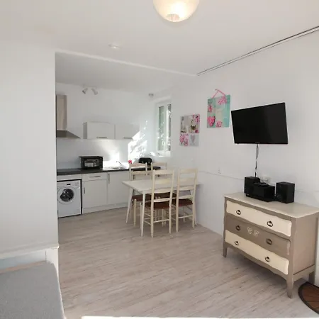 Apartmán Au Clos Paille Posay