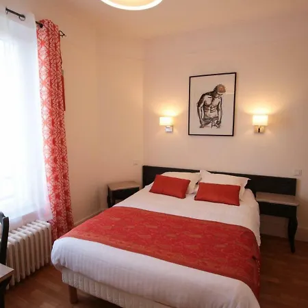 Otel Au Clos Paille Posay 3*