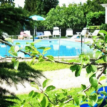 Au Clos Paille Posay 3*