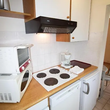 Au Clos Paille Posay 3* 라로슈포세이