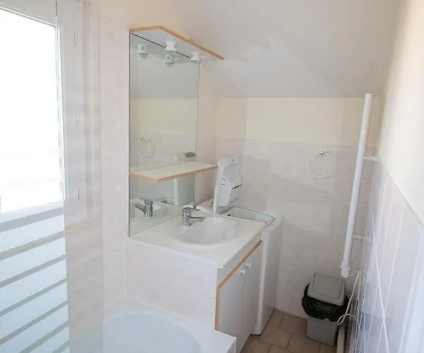 Au Clos Paille Posay *