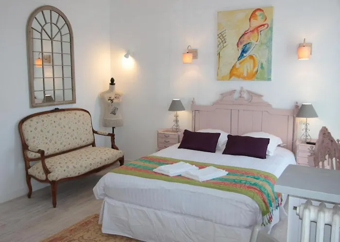 Au Clos Paille Posay *